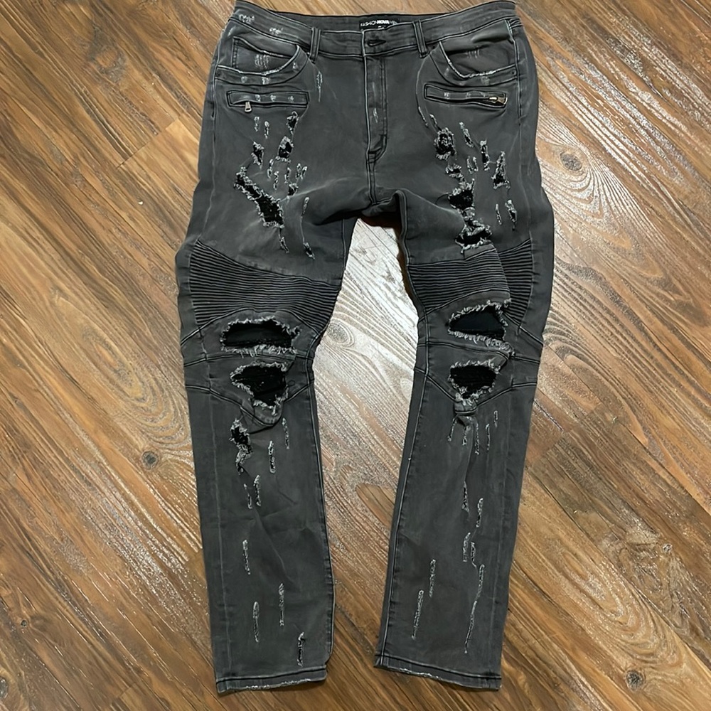Men’s gray jeans SIZE 38